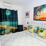 Taniandres Apartments